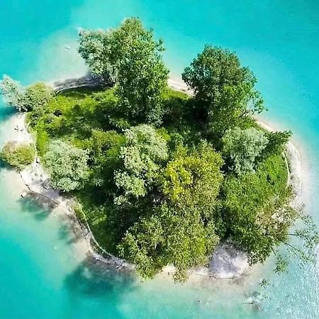 La Torretta Sul Lago Di Tenno - Residence La Rustica Zewnętrze zdjęcie